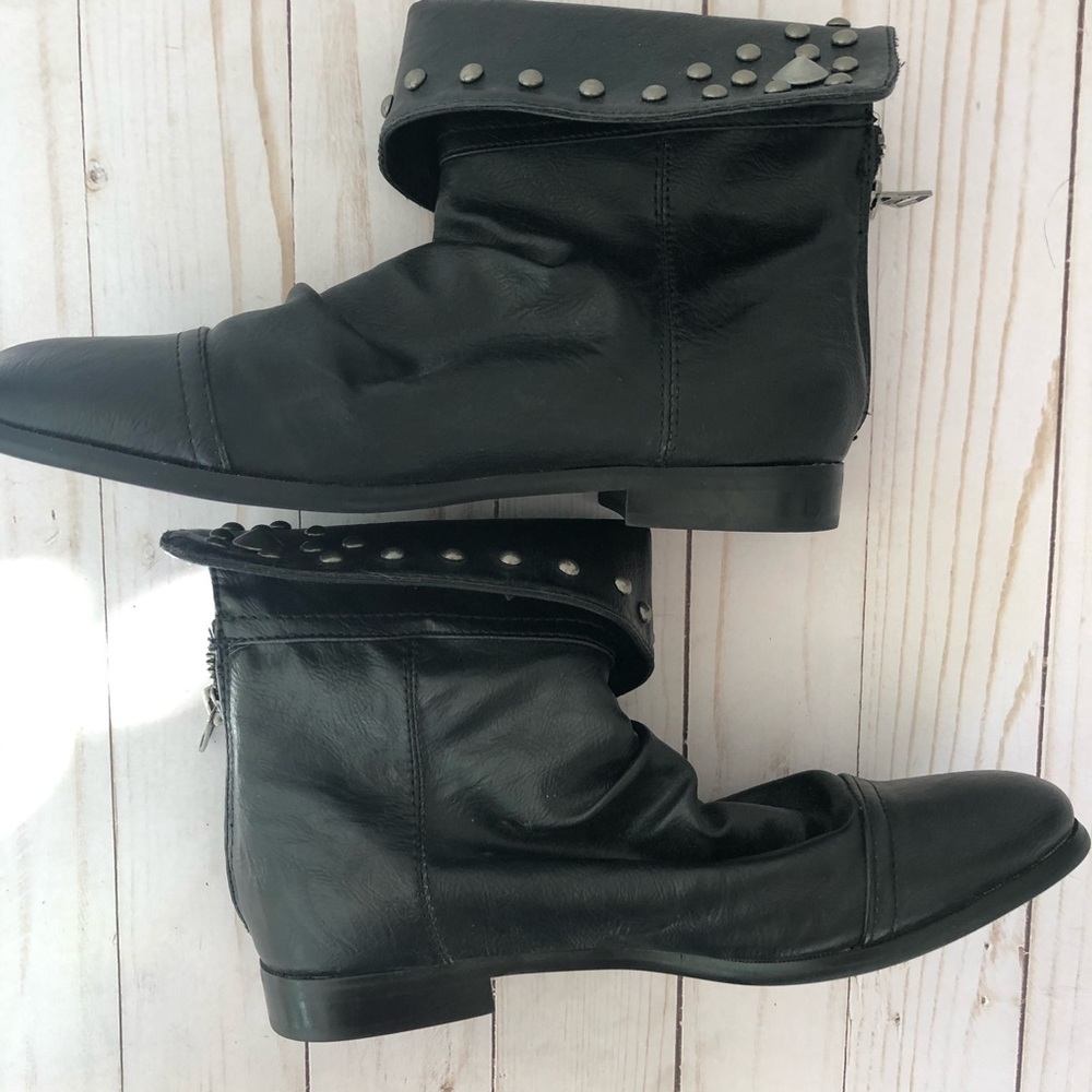 XOXO ‘Rhodes’ booties - Picture 3 of 9